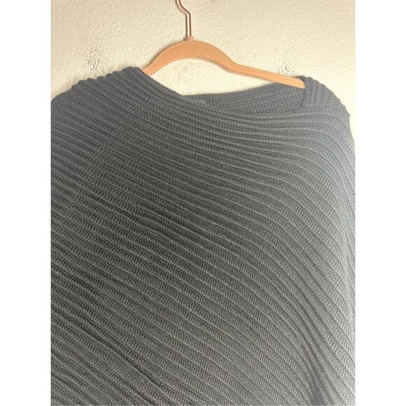 Essentiel Women’s Wool Blend Ponch Black Ribbed One Size - Picture 2 of 9